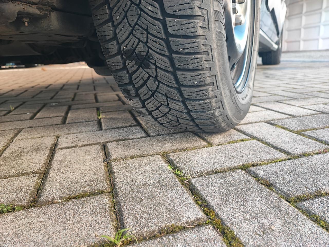 Ford Grand Tourneo Gancio Traino 7 Posti Euro 6