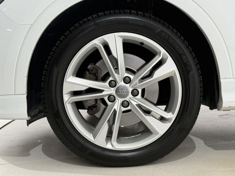 Audi Q3 40 TDI quattro S tronic S Line Edition