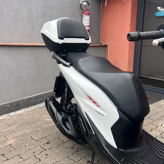 Honda SH 150 SPORT