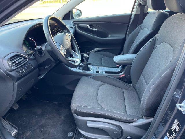HYUNDAI i30 1.6 CRDi hybrid AUTOMATICA