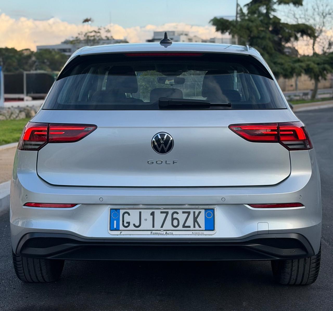 Volkswagen Golf 8 2.0 Tdi 115CV Life