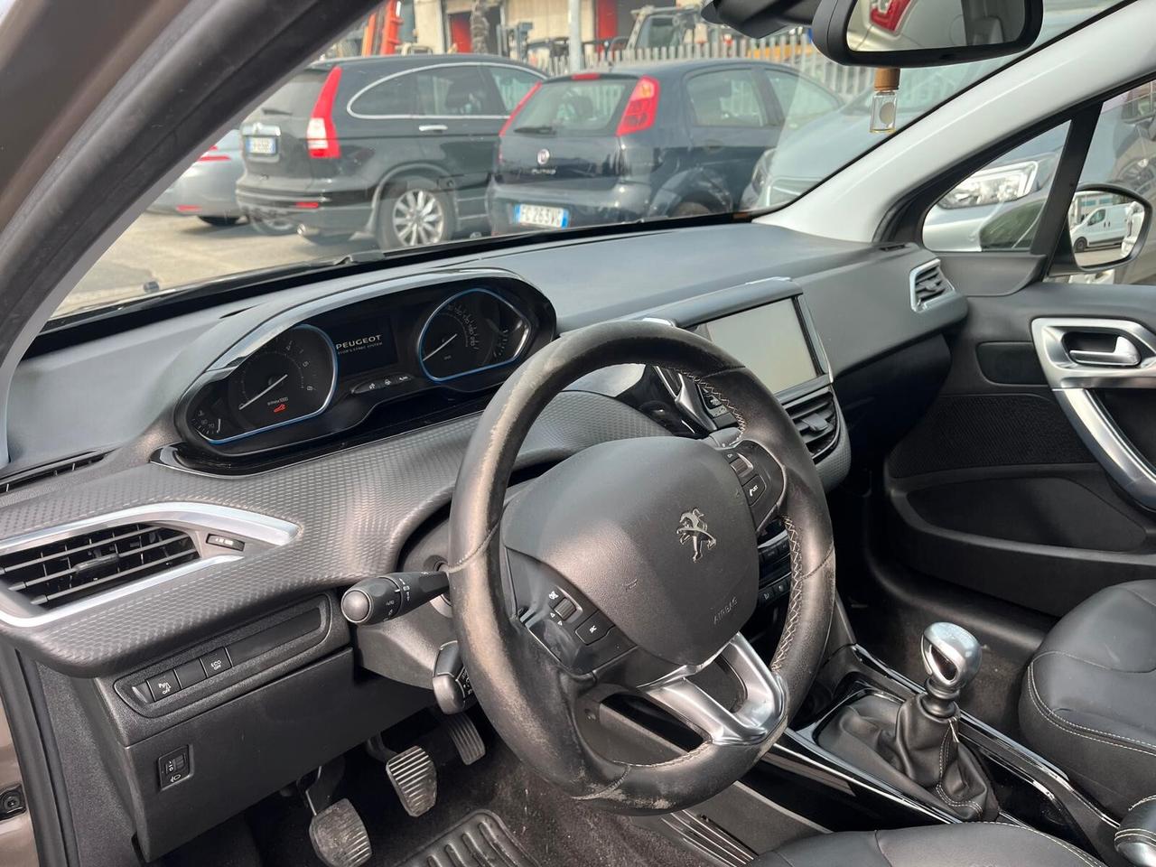 Peugeot 2008 BlueHDi 120 S&S Allure