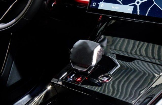 LAND ROVER Range Rover Sport 3.0 I6 PHEV 460 CV Dynamic HSE