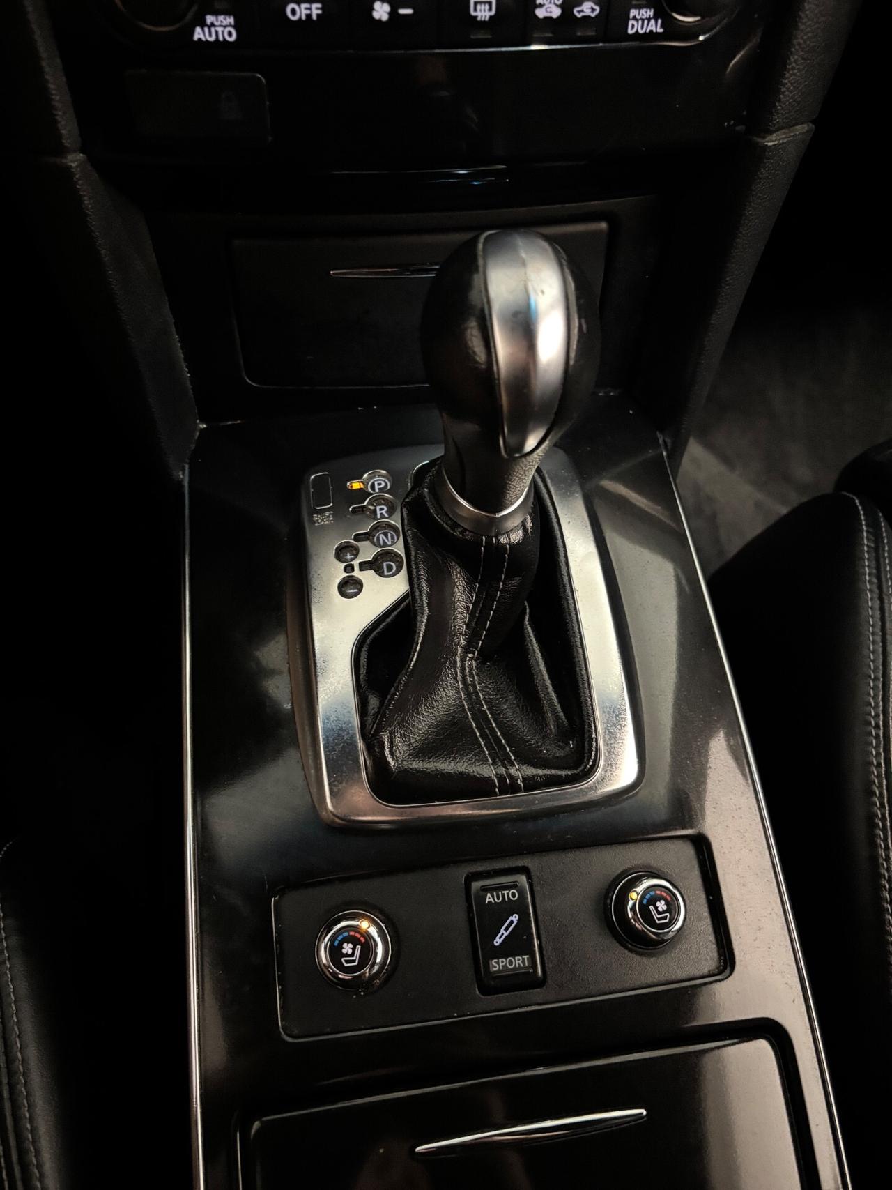 Infiniti FX FX30d S PREMIUM |FULL OPT. |