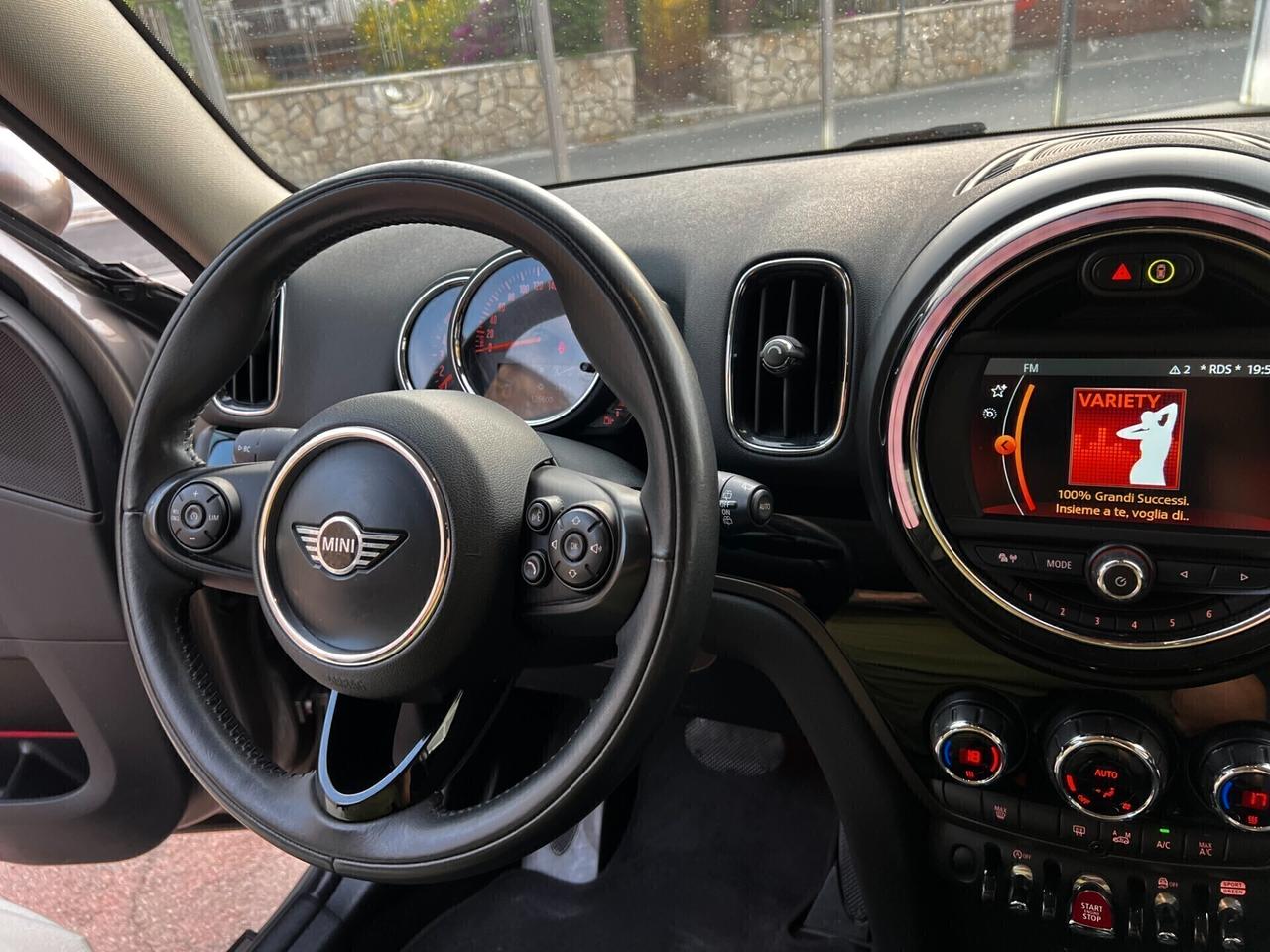 Mini Countryman D Automatica-2018-FULLED