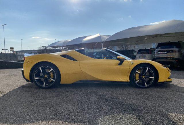 FERRARI SF90 Spider ASSETTO FIORANO