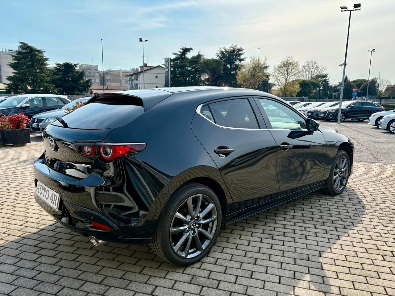 Mazda 3 Mazda3 2.0L e-Skyactiv-G M Hybrid Exclusive