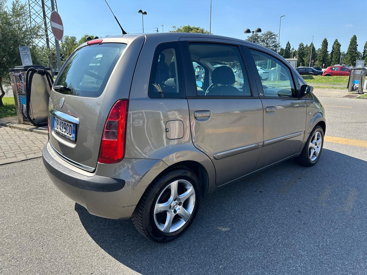 Lancia MUSA 1.4 BENZINA - NEOPATENTATI OK AREA B