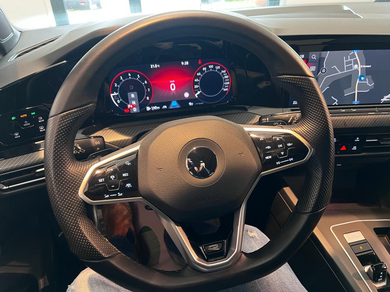 Volkswagen Golf 1.5 eTSI 150 CV EVO ACT DSG R-Line