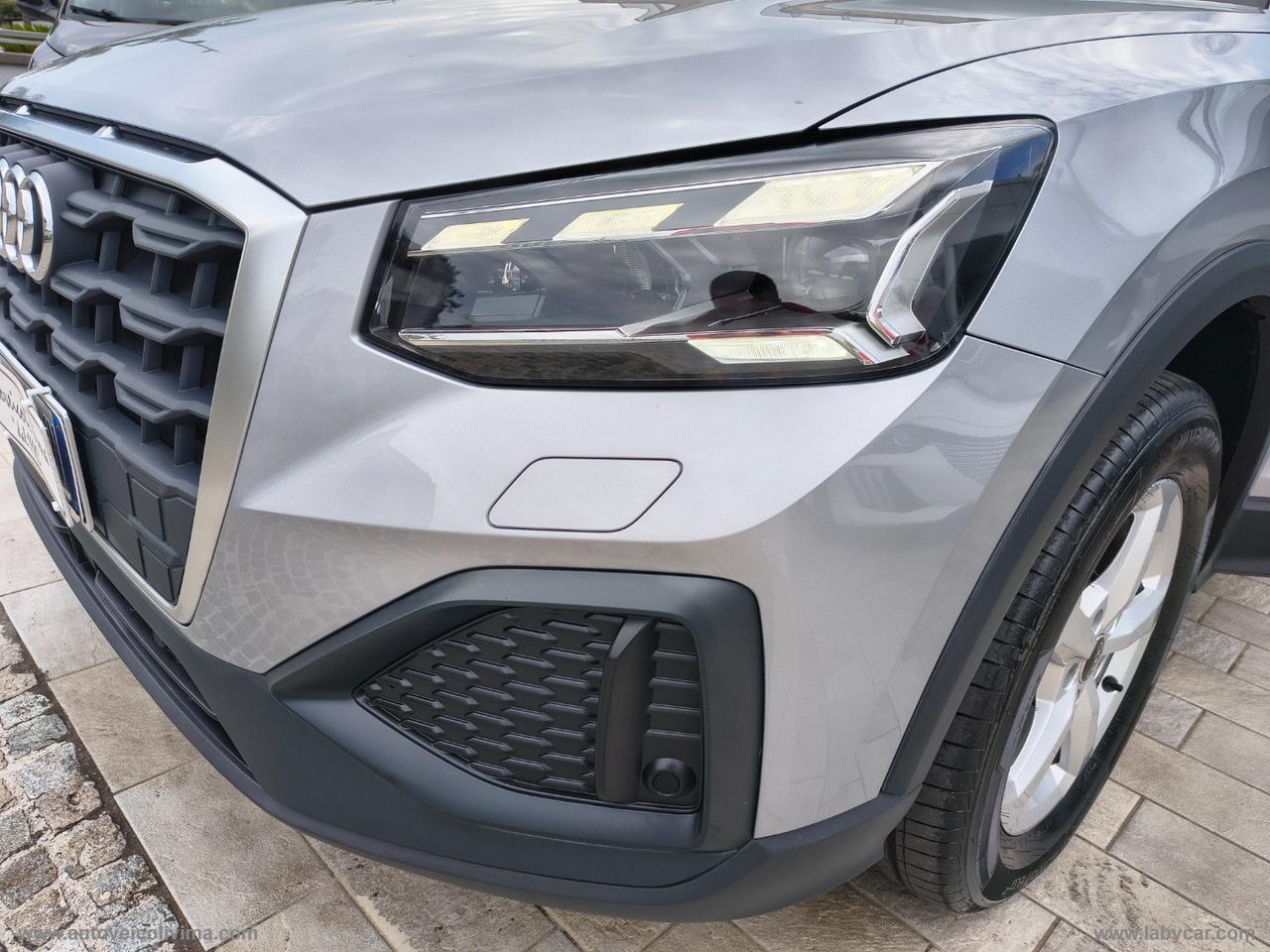 AUDI Q2 30 TDI S tronic Business Plus