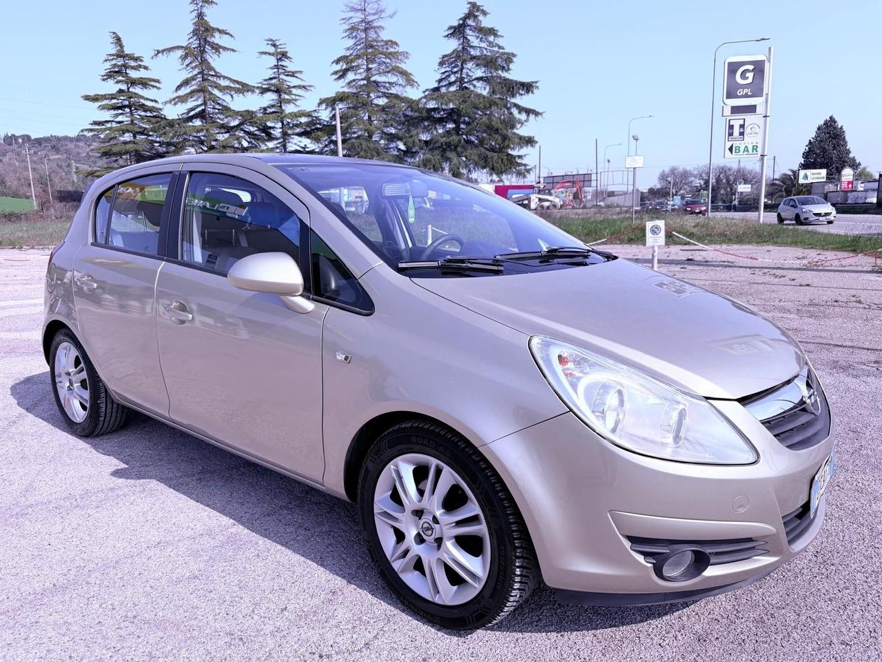 Opel Corsa 1.3 CDTI 75CV Ok neopatentati