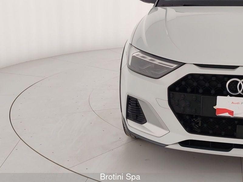 Audi A1 citycarver 30 TFSI S tronic Admired