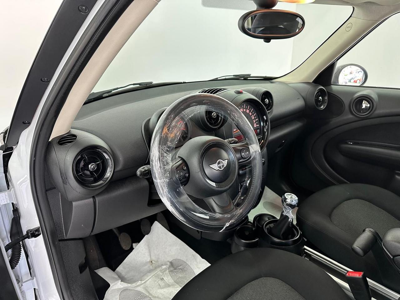 Mini Cooper D Countryman -SOLAMENTE 29000 KM-EURO 6-2015