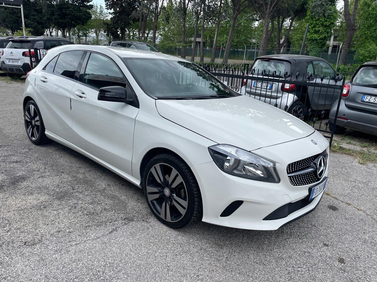 Mercedes-benz A 180 A 180 d Automatic Sport