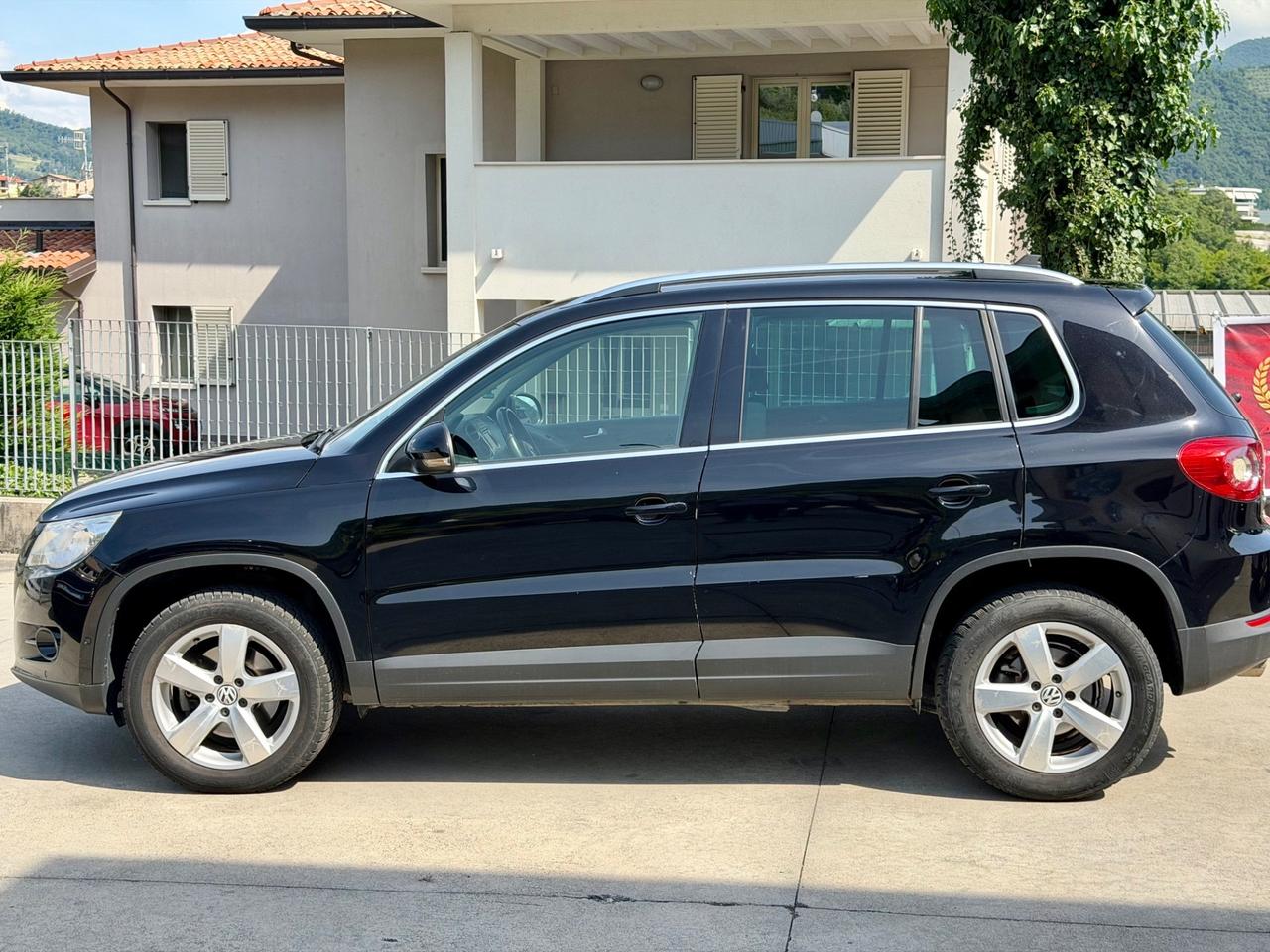 Volkswagen Tiguan 2.0 TDI DPF 4MOTION DSG Sport & Style