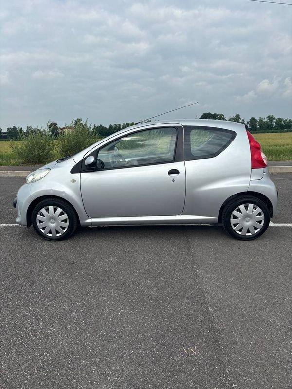 Peugeot 107 Neop. 1.0 benzina