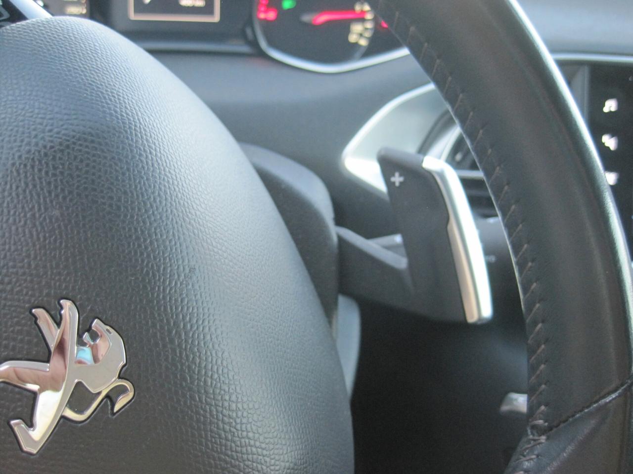 Peugeot 308 BlueHDi 130 S&S EAT8 Allure