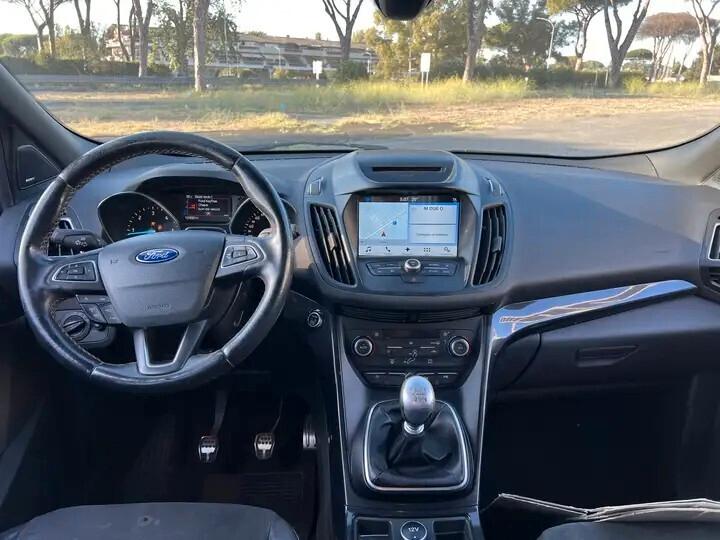 Ford Kuga 1.5 TDCI 120 CV S&S 2WD ST-Line