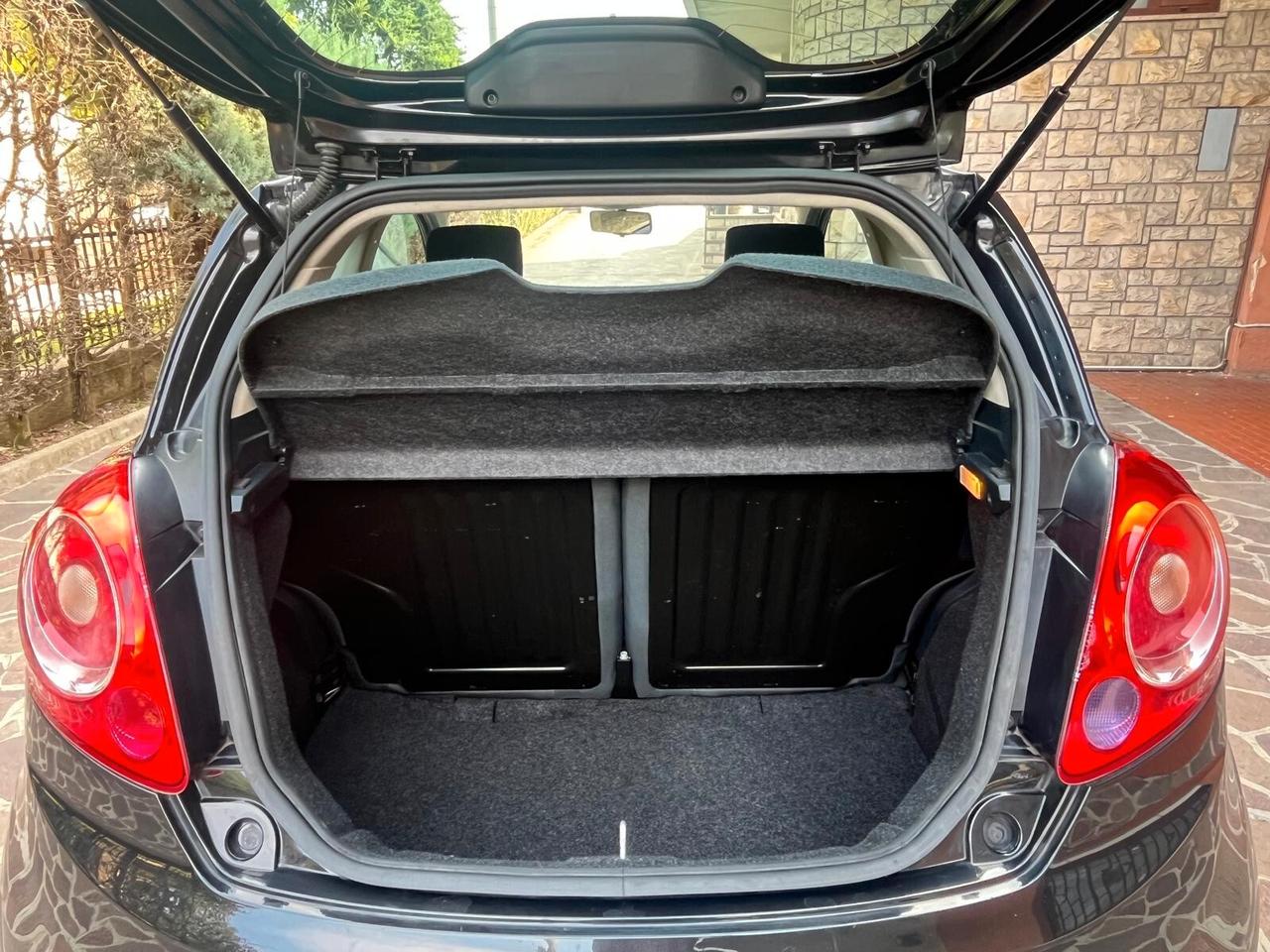 Ford Ka Ka+ 1.2 8V 69CV Titanium