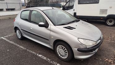 Peugeot 206 1.1 5p. XT