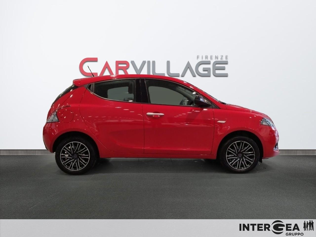 LANCIA Ypsilon 1.0 firefly hybrid Silver Plus s&