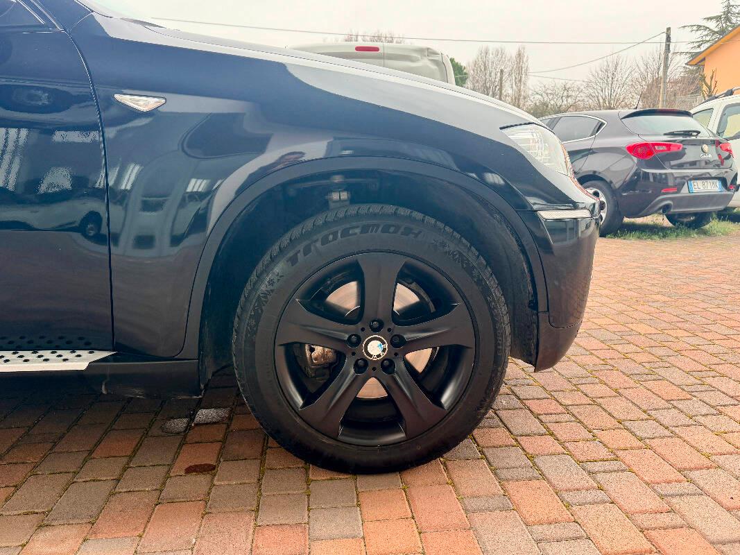 BMW X6 Xdrive40d Attiva auto 8m E5