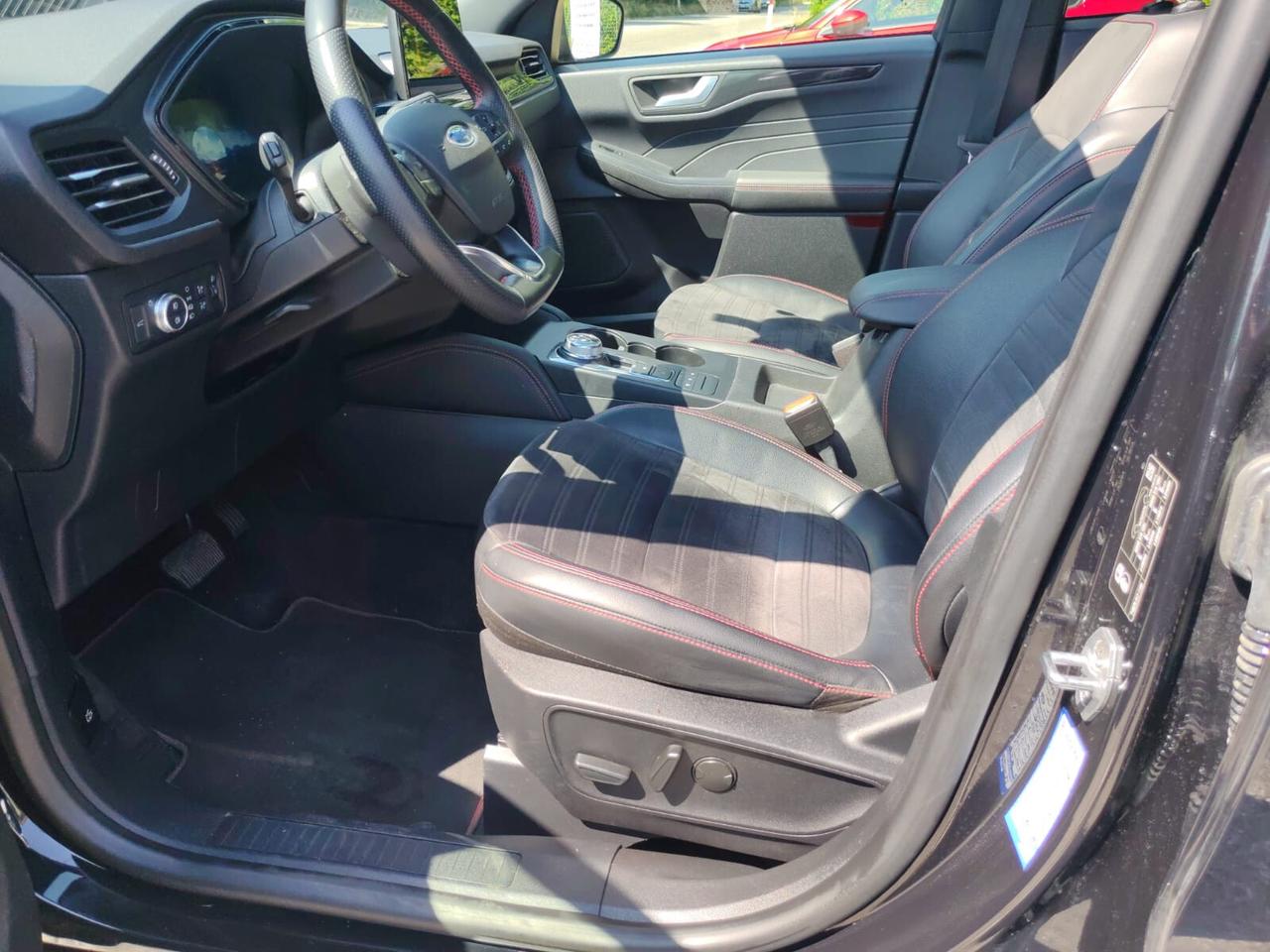 Ford Kuga 2.0 EcoBlue 150 CV aut. AWD ST-Line
