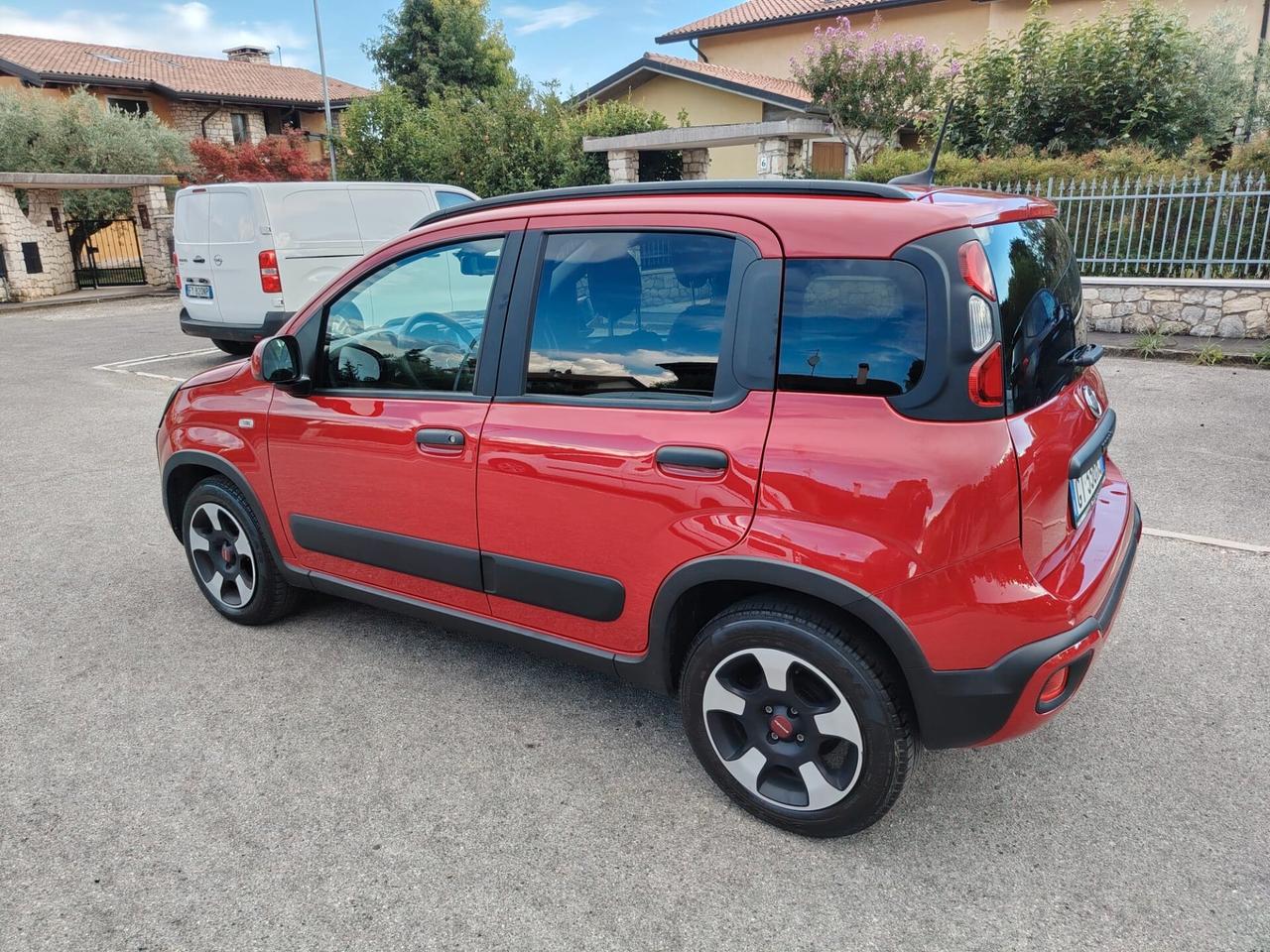 Fiat Panda Cross 1.0 FireFly S&S Hybrid