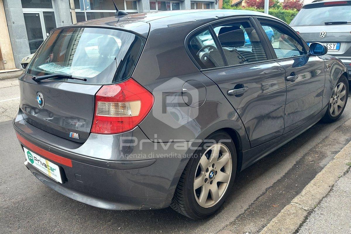 BMW 118d cat 5 porte Attiva