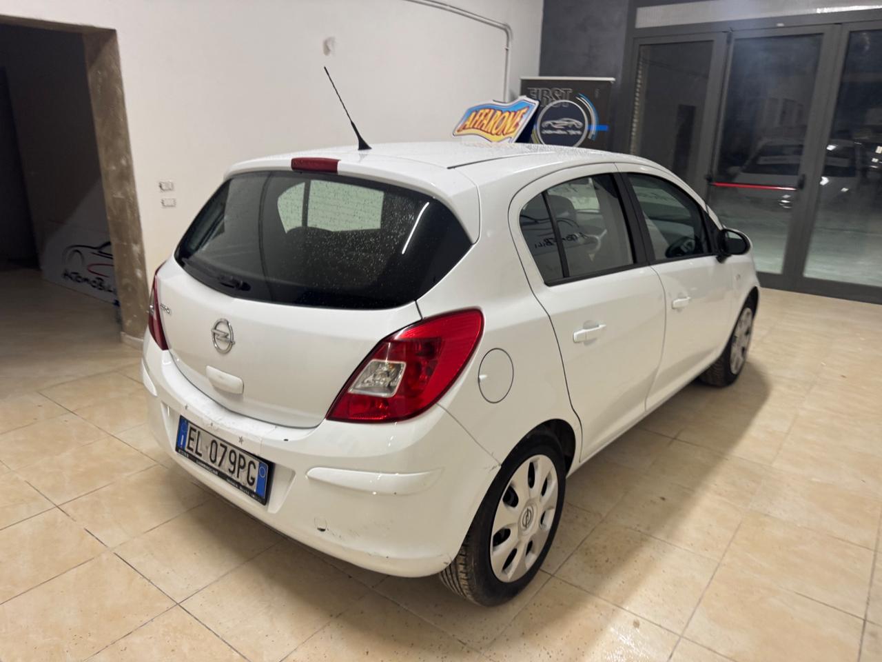 Opel Corsa 1.2 85CV 5 porte GPL-TECH One