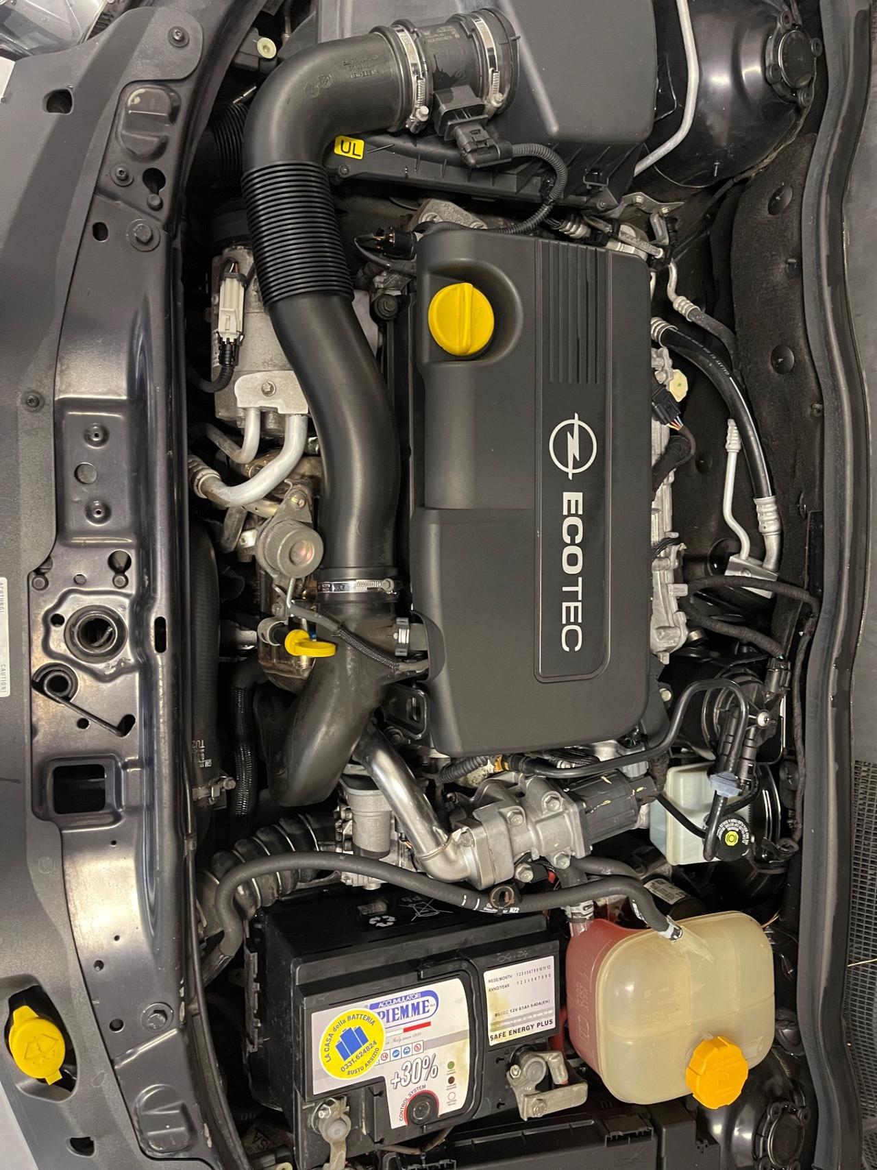 Opel Astra GTC 1.7 CDTI 125CV 3 porte Cosmo