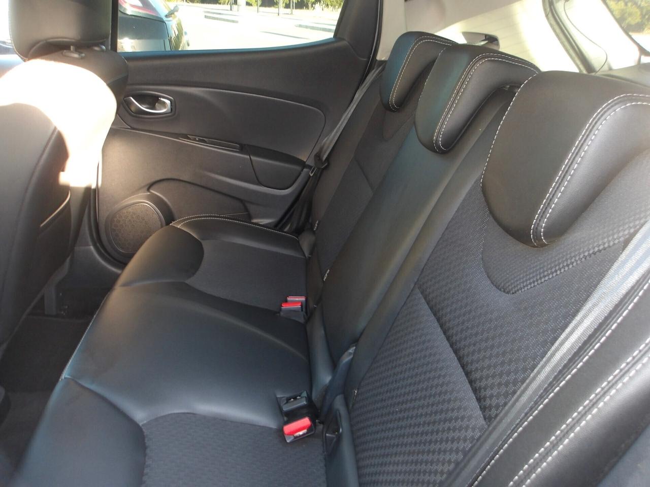 RENAULT CLIO 0.9 B/GPL(CASA MADRE)-MOSCHINO