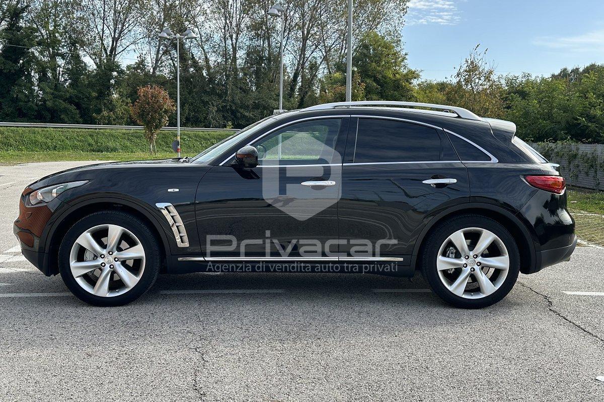 INFINITI QX70 3.0 diesel V6 AT S
