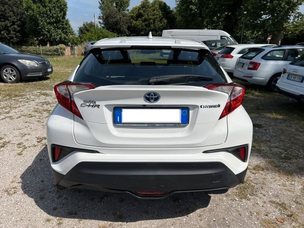 Toyota C-HR 1.8 Hybrid E-CVT Lounge