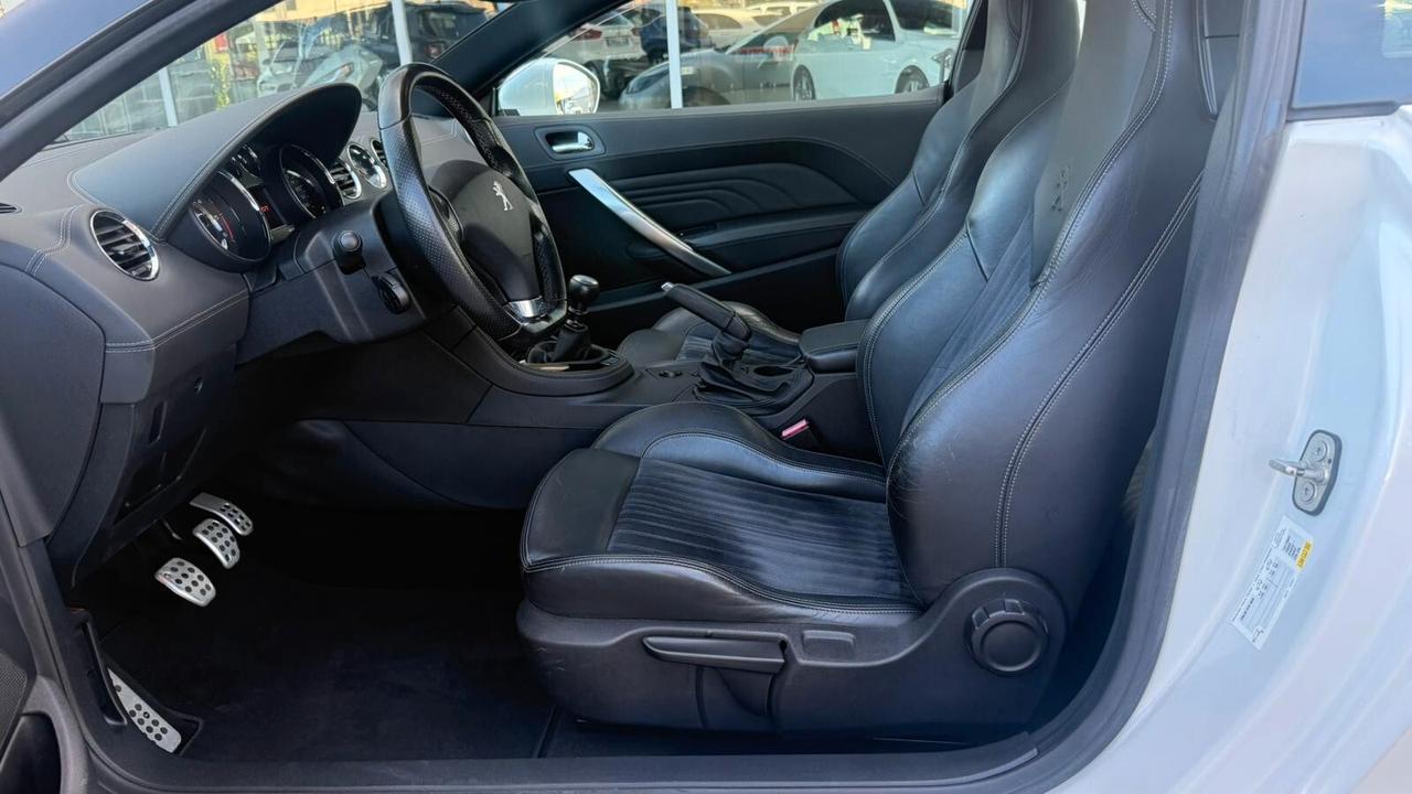 Peugeot RCZ 2.0 HDi 163CV
