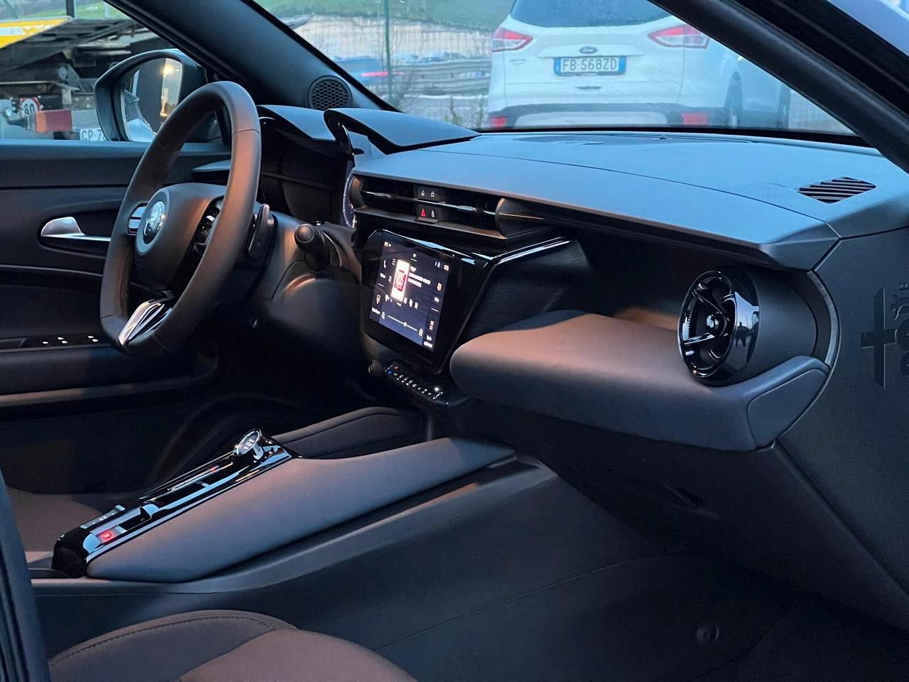 Alfa Romeo Junior 1.2 145 CV Hybrid eDCT6