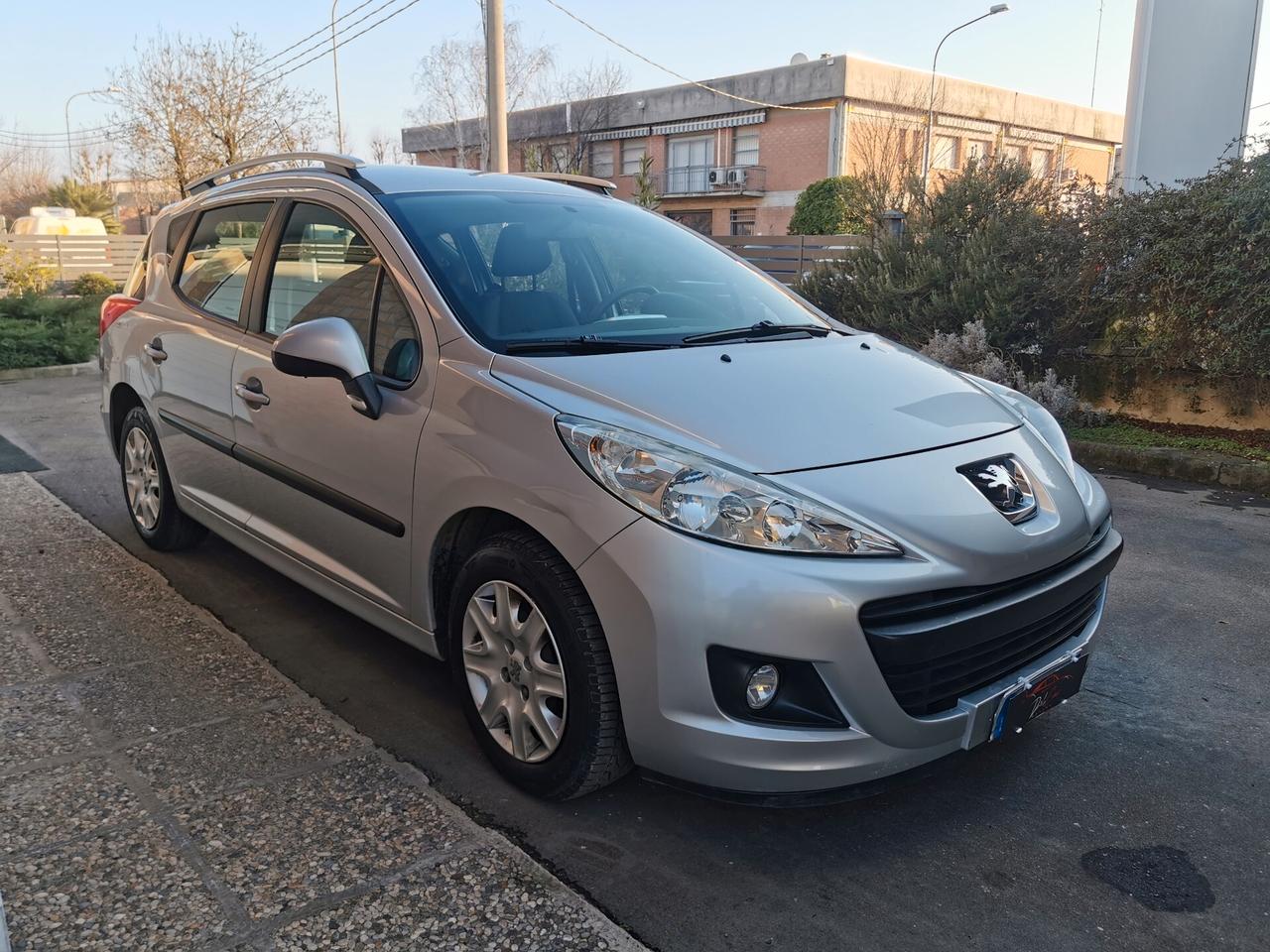 Peugeot 207 1.4 8V 75CV 5p. X Line ECO GPL