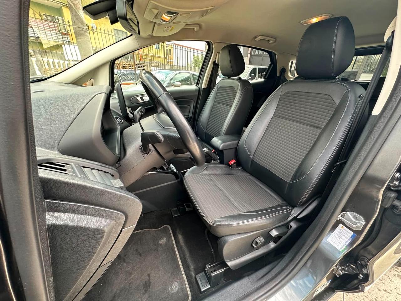 Ford EcoSport 1.5 TDCi 100 CV S&S Titanium