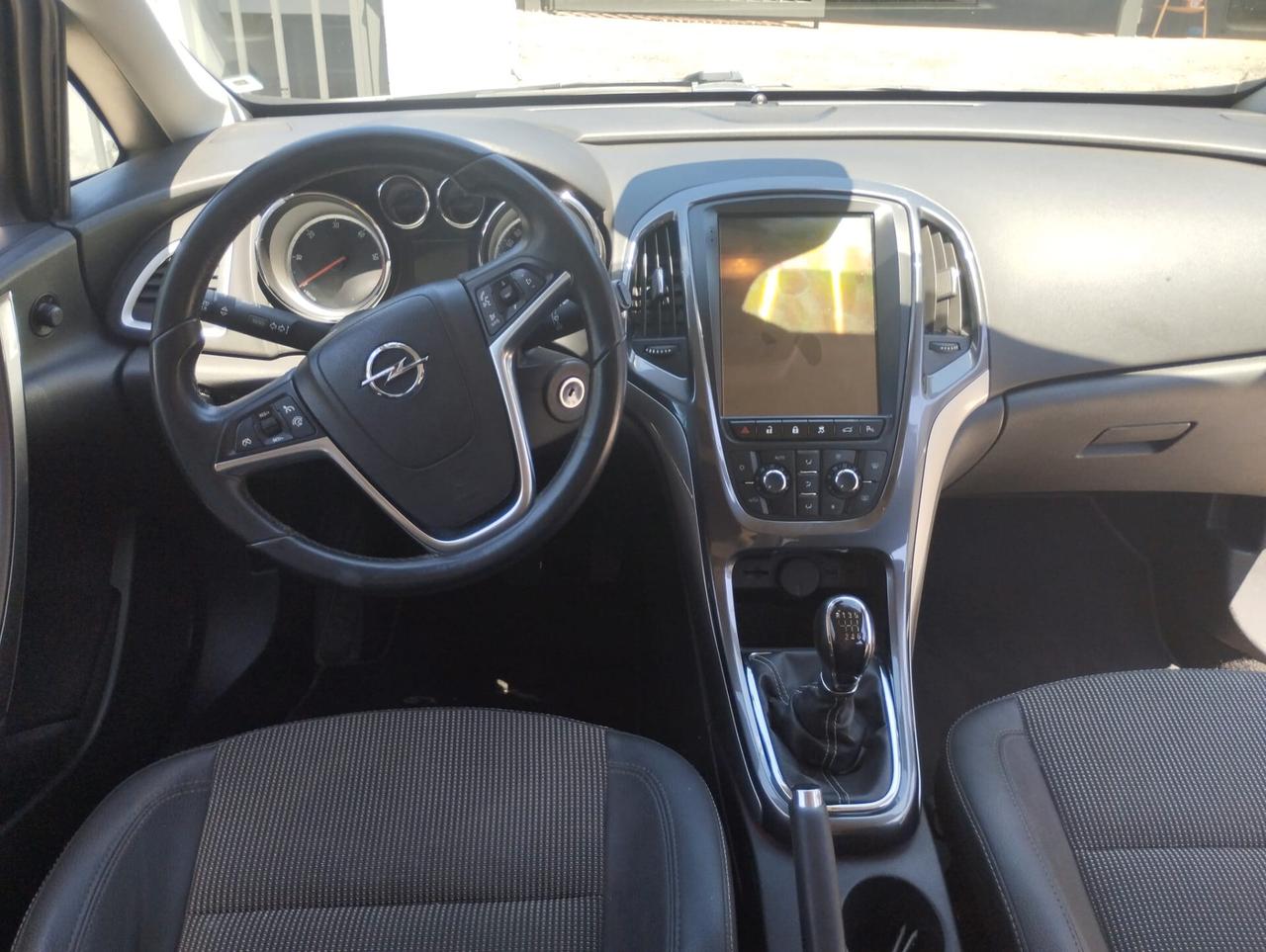 Opel Astra 1.7 CDTI 130CV Sports Tourer Cosmo