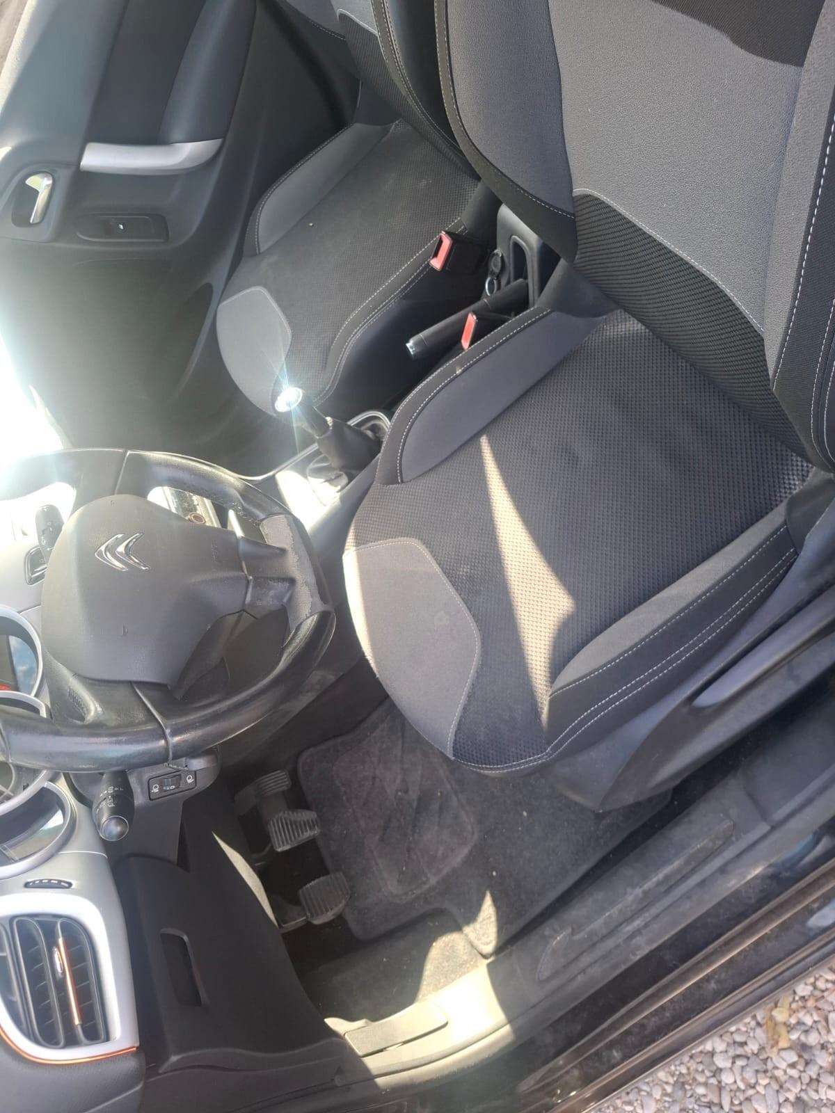 Citroen C3 PureTech 82 Exclusive (60 Kw)