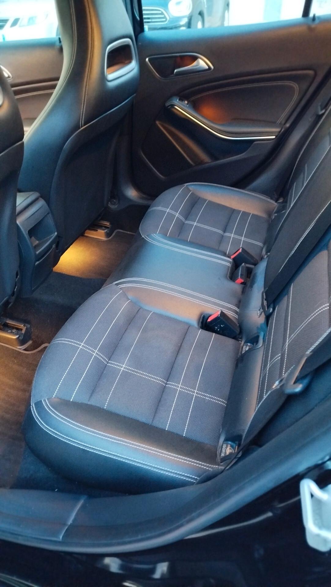 Mercedes-benz GLA 220 CDI Premium Amg