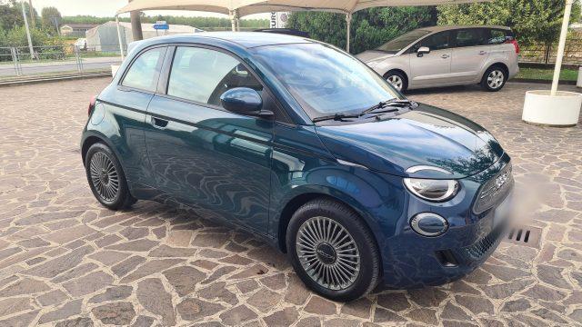 FIAT 500 Icon Berlina 42 kWh anche per NEOPATENTATI