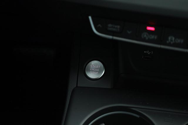 AUDI A5 Cabrio 35 S tronic Business Advanced Prezzo Netto