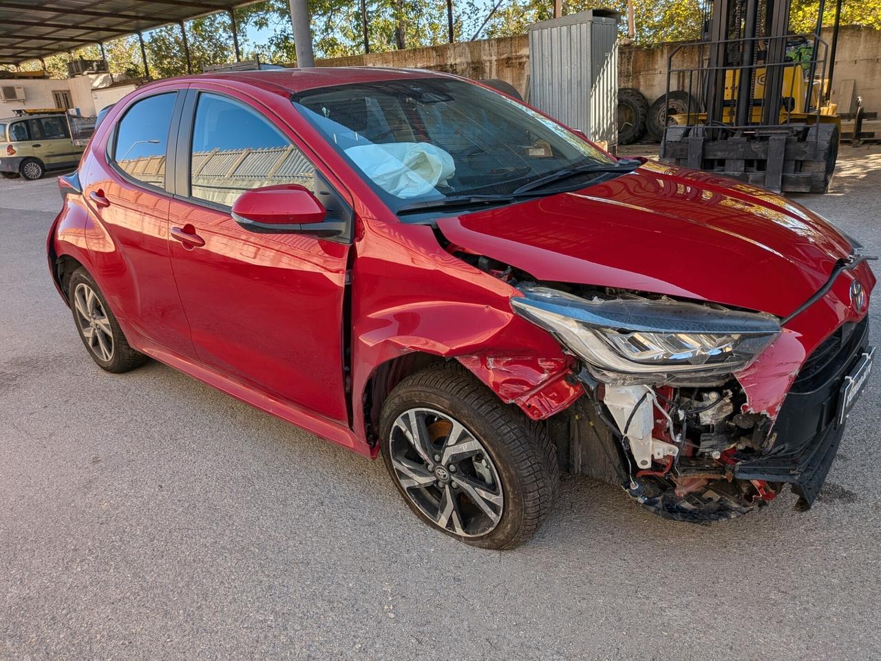 Toyota Yaris 1.5 Hybrid 1.600km
