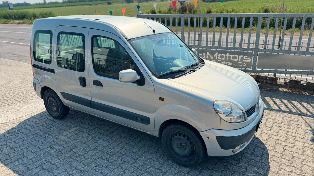 Renault Kangoo 1.2 BENZINA POSTI NEOP.