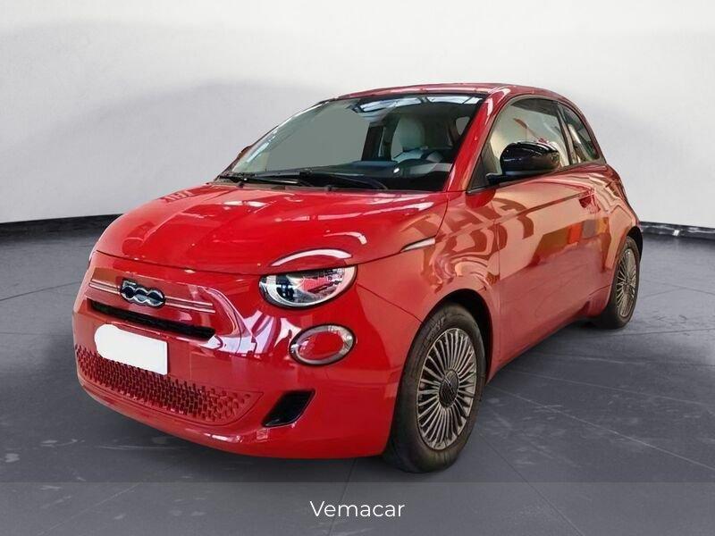 FIAT 500 500 1.0 hybrid Icon-PRONTA CONSEGNA ! OK NEOPATENTATI !