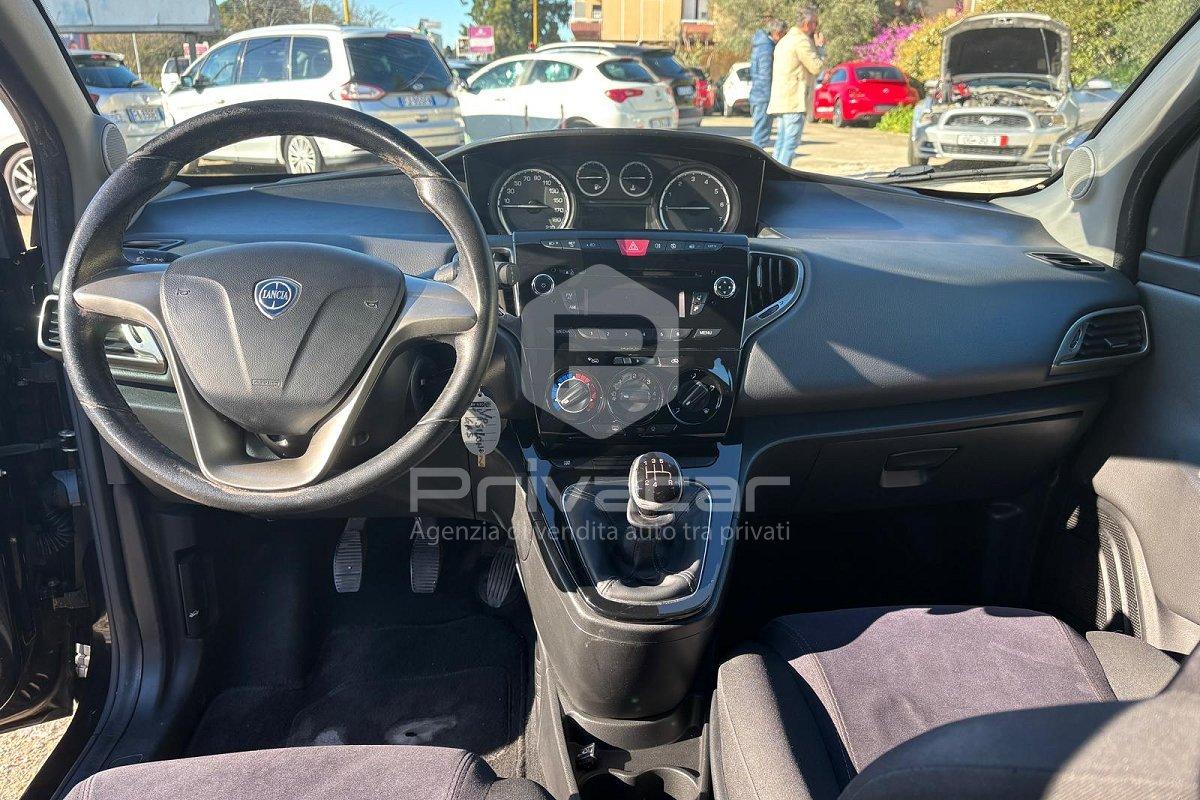 LANCIA Ypsilon 1.2 69 CV 5 porte S&S Silver