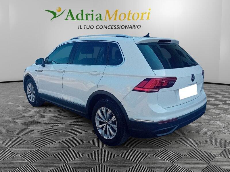 Volkswagen Tiguan 2.0 TDI SCR 110KW Life DSG