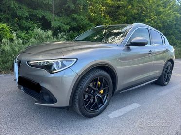ALFA ROMEO STELVIO 2.2 TD 210 CV Q4 VERSIONE Ti