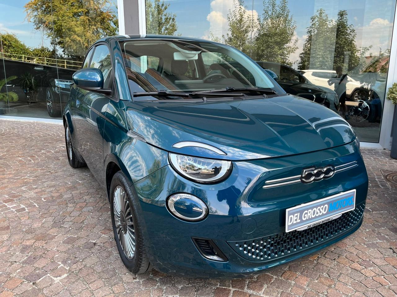 Fiat 500 500e Berlina 42 kWh